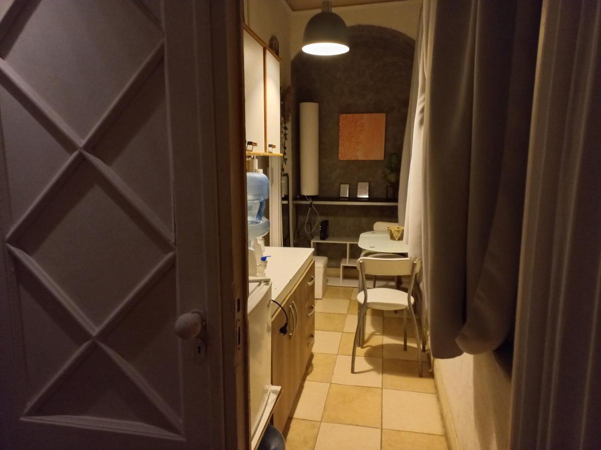 Mendoza 3 Dormitorios Con Balcones Y Alem Chic Monoambiente Y Mendoza Estudio Para 1 3 Apartamentos Ngoại thất bức ảnh