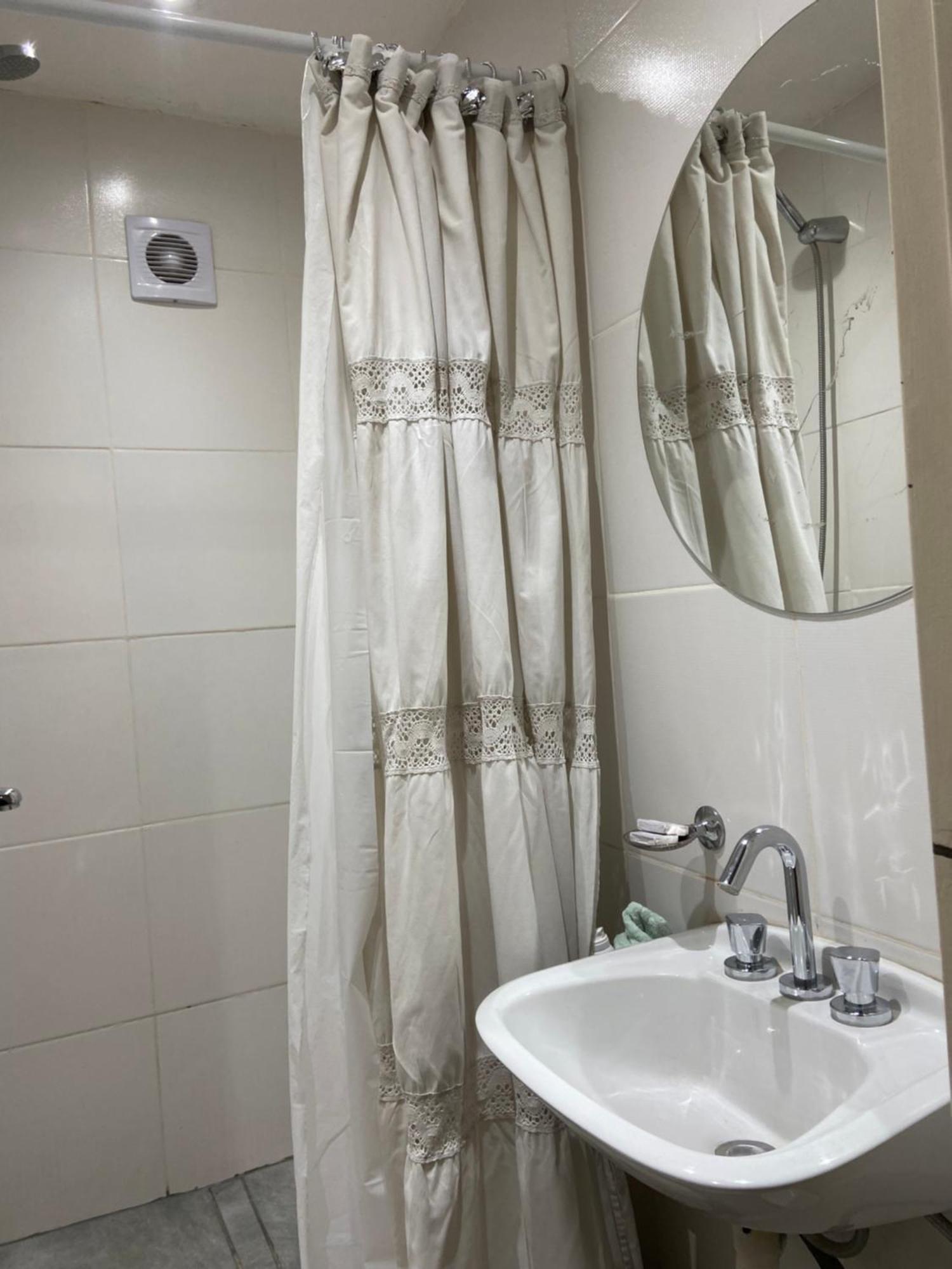Mendoza 3 Dormitorios Con Balcones Y Alem Chic Monoambiente Y Mendoza Estudio Para 1 3 Apartamentos Ngoại thất bức ảnh