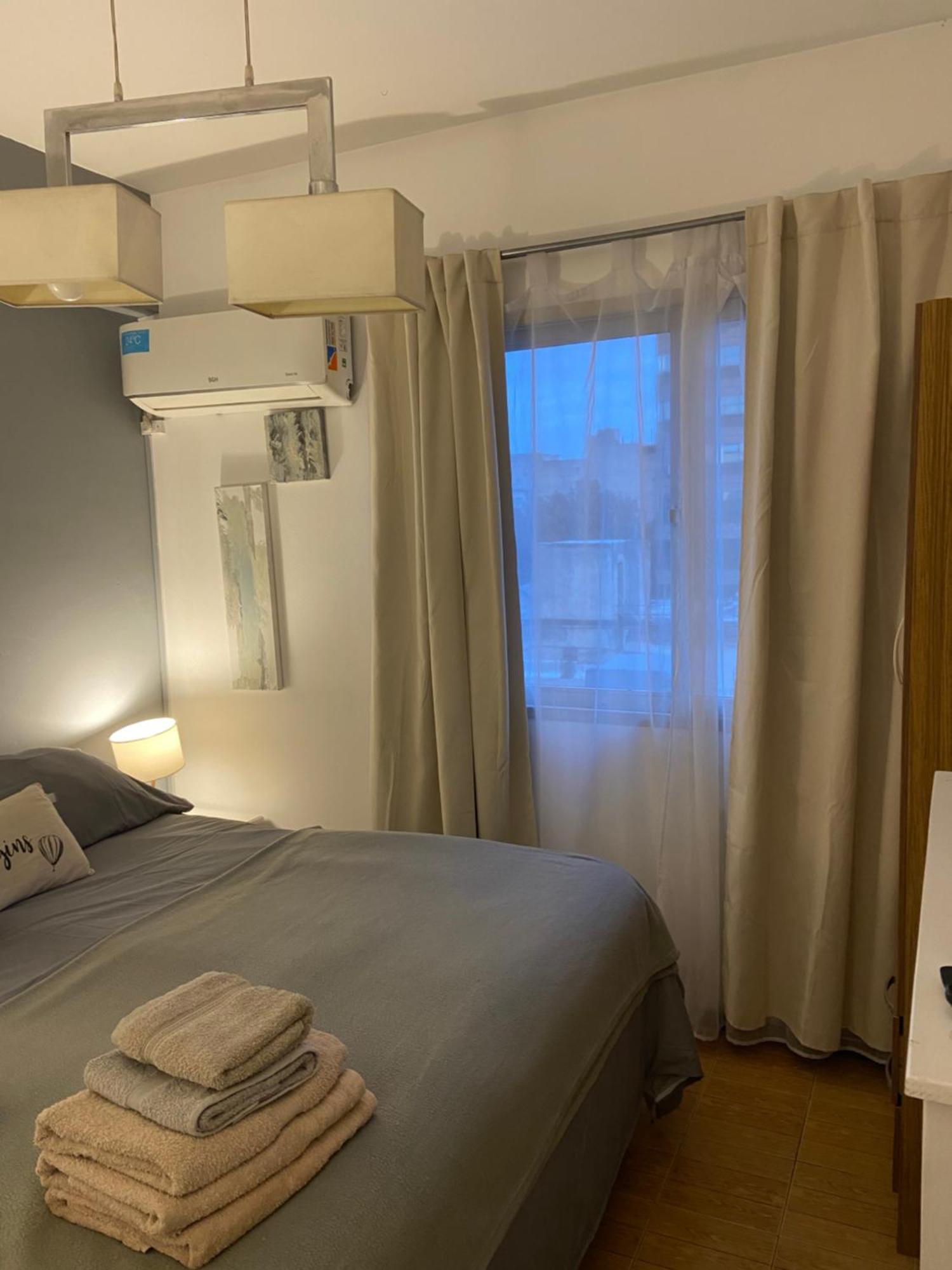 Mendoza 3 Dormitorios Con Balcones Y Alem Chic Monoambiente Y Mendoza Estudio Para 1 3 Apartamentos Ngoại thất bức ảnh