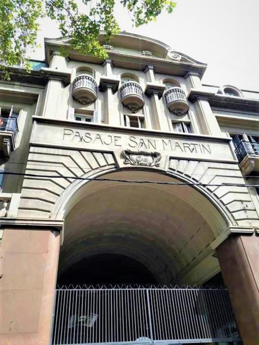 Mendoza 3 Dormitorios Con Balcones Y Alem Chic Monoambiente Y Mendoza Estudio Para 1 3 Apartamentos Ngoại thất bức ảnh